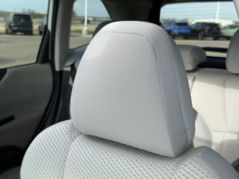 Used 2020 Subaru Forester Premium image 17