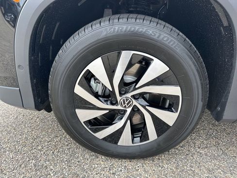 New 2026 Volkswagen Tiguan S image 25