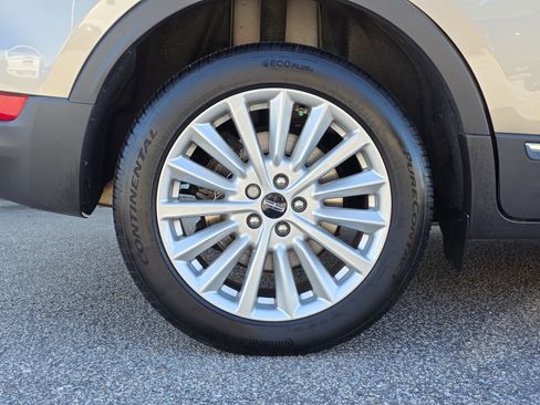 Used 2019 Lincoln MKC Premiere image 42