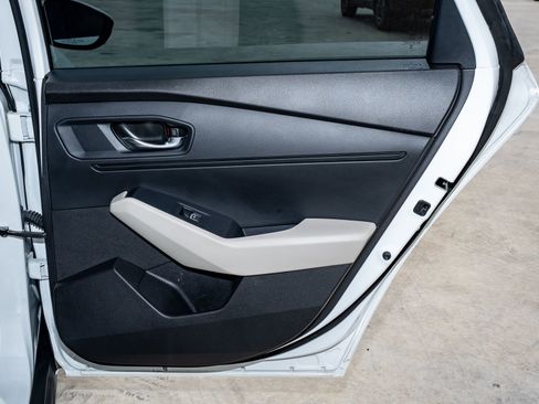 Certified 2023 Honda Accord EX image 14