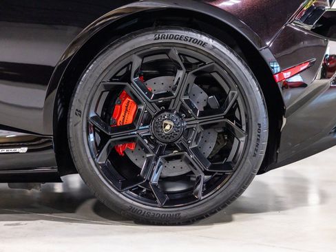Used 2024 Lamborghini Huracan Tecnica RWD image 19