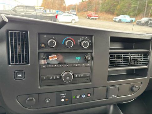New 2025 Chevrolet Express 3500 w/ Power Convenience Package image 20