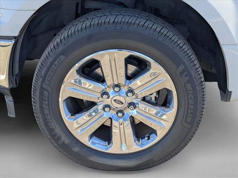 Used 2018 Ford F150 XLT w/ Equipment Group 302A Luxury image 22