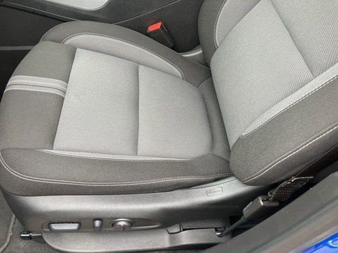 Used 2024 Chevrolet Blazer LT image 11