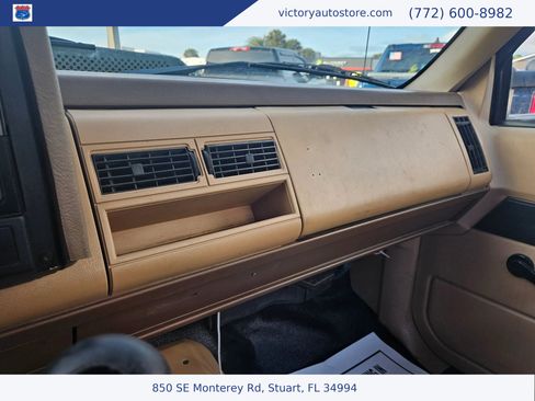 Used 1988 Chevrolet Silverado 3500 Silverado Reg Cab 4WD image 21