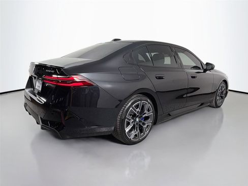 New 2026 BMW i5 eDrive40 w/ M Sport Package RWD image 6