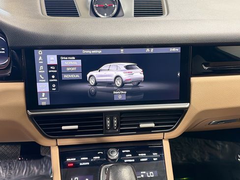 Used 2019 Porsche Cayenne image 27