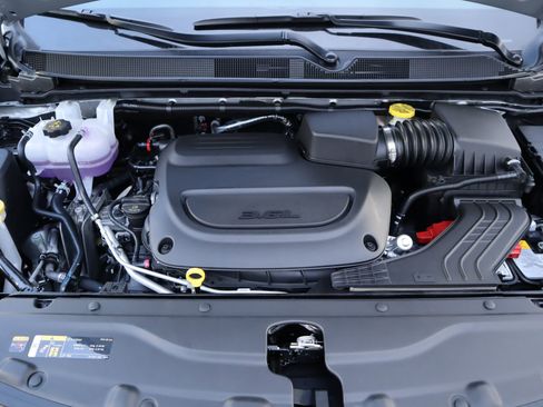 New 2026 Chrysler Voyager LX FWD image 21