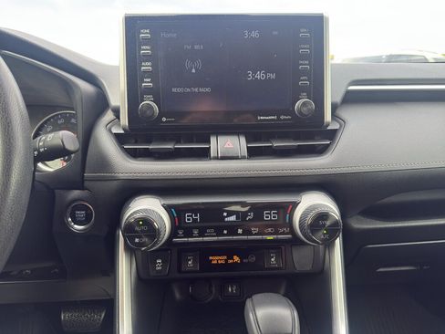 Used 2019 Toyota RAV4 XLE w/ Convenience Package AWD/4WD image 14