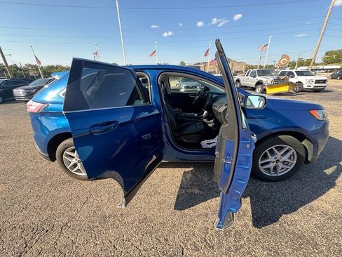 Used 2024 Ford Edge SEL w/ Convenience Package AWD/4WD image 8