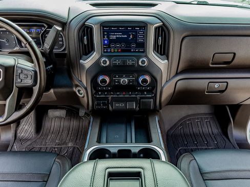 Used 2021 GMC Sierra 2500 Denali w/ Denali Ultimate Package image 24