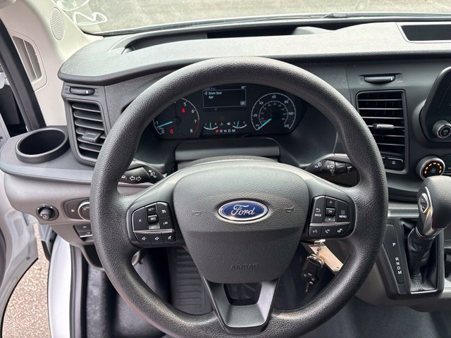 Used 2025 Ford Transit 250 Low Roof w/ Exterior Upgrade Package RWD image 32
