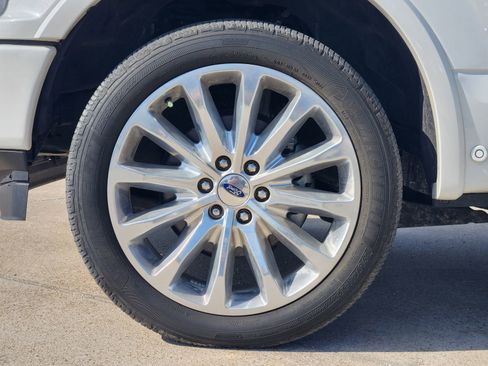 Used 2020 Ford F150 Limited w/ Trailer Tow Package image 11