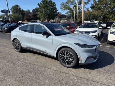 New 2025 Ford Mustang Mach-E Premium image 3