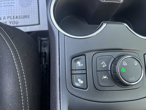 Used 2023 GMC Terrain SLE w/ Driver Convenience Package AWD/4WD image 34