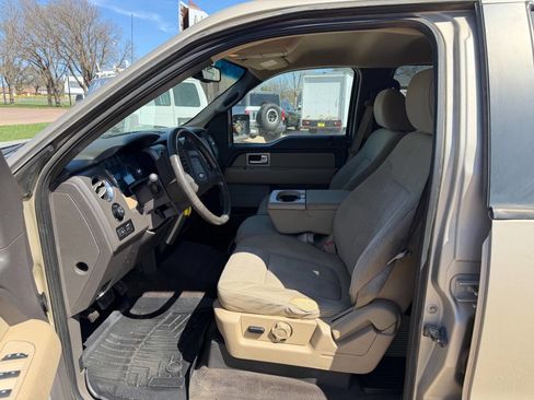 Used 2010 Ford F150 XLT AWD/4WD image 9