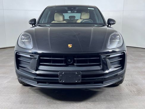 Certified 2023 Porsche Macan Turbo AWD/4WD image 10