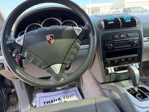 Used 2004 Porsche Cayenne S AWD/4WD image 34
