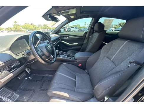Used 2025 Honda Accord Sport image 8