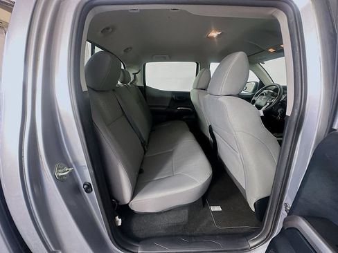 Used 2017 Toyota Tacoma SR5 w/ Tow Package RWD image 25