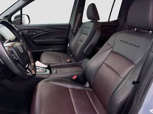 Used 2023 Honda Ridgeline Black Edition image 21