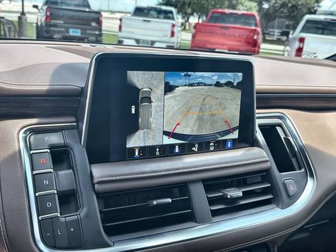 Used 2023 Chevrolet Tahoe High Country w/ LPO, Illumination Package AWD/4WD image 14