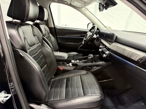 Used 2025 Kia Telluride SX Prestige image 21