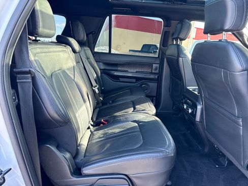 Certified 2018 Ford Expedition Max Limited image 9