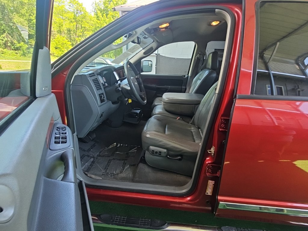 Used 2007 Dodge Ram 3500 Truck Laramie AWD/4WD image 17