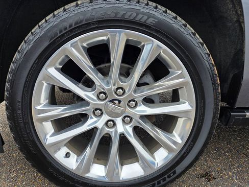 Used 2019 Cadillac Escalade Premium Luxury image 31