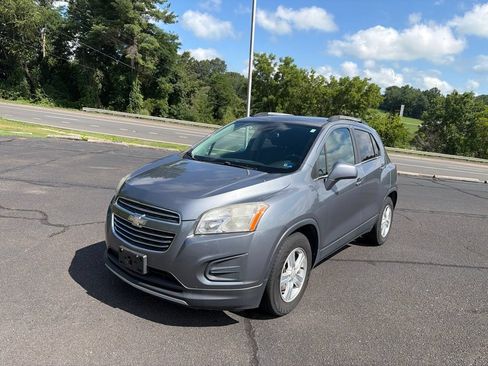 Used 2015 Chevrolet Trax LT FWD image 4