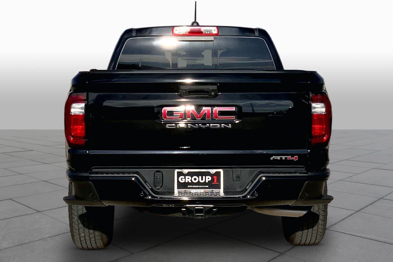 Used 2026 GMC Canyon AT4 w/ Technology Plus Package AWD/4WD image 5