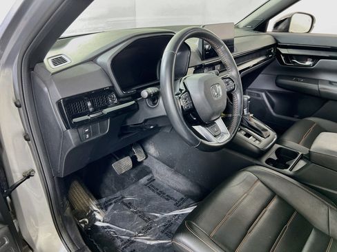 Used 2023 Honda CR-V Sport Touring image 9