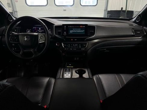 Used 2024 Honda Passport TrailSport image 24