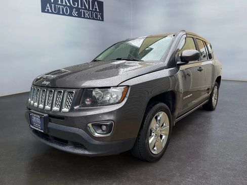 Used 2017 Jeep Compass High Altitude FWD image 1
