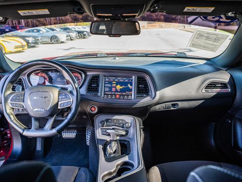 Used 2023 Dodge Challenger SRT Hellcat w/ Driver Convenience Group image 28