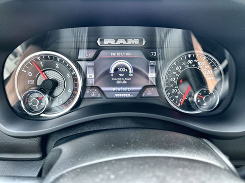 Used 2024 RAM 2500 Laramie w/ Night Edition image 30