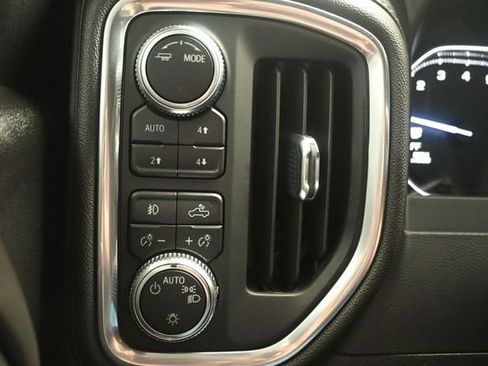 Used 2020 GMC Sierra 1500 Elevation w/ Elevation Value Package AWD/4WD image 25