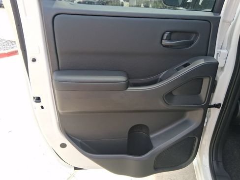 New 2026 Nissan Frontier SV w/ SV Convenience Package RWD image 24