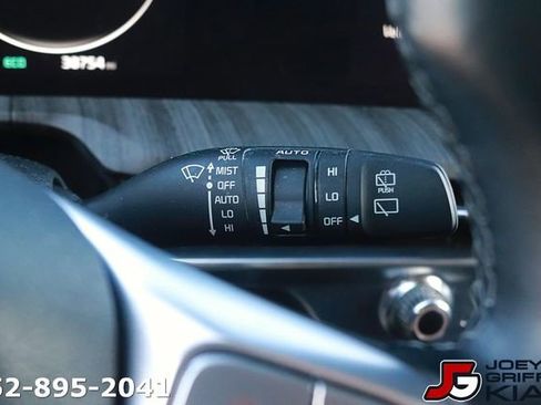Certified 2024 Kia Telluride SX Prestige AWD/4WD image 26