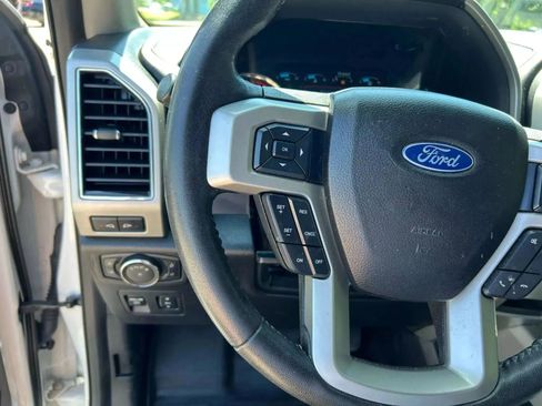 Used 2018 Ford F150 Lariat image 15