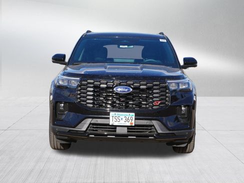 Used 2026 Ford Explorer ST w/ Sun And Sound Package AWD/4WD image 2