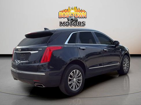 Used 2017 Cadillac XT5 Luxury w/ Driver Awareness Package FWD image 7