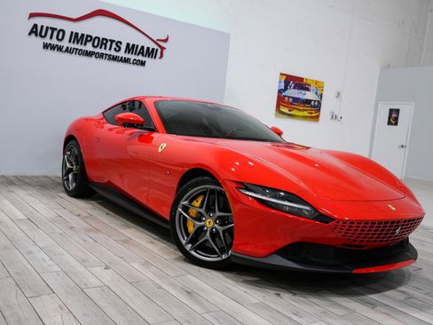 Used 2023 Ferrari Roma image 24
