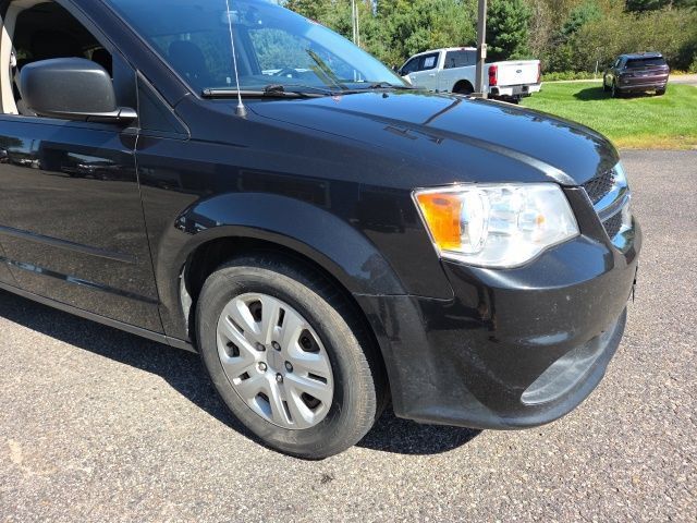 Used 2017 Dodge Grand Caravan SE w/ Power Window Group FWD image 26
