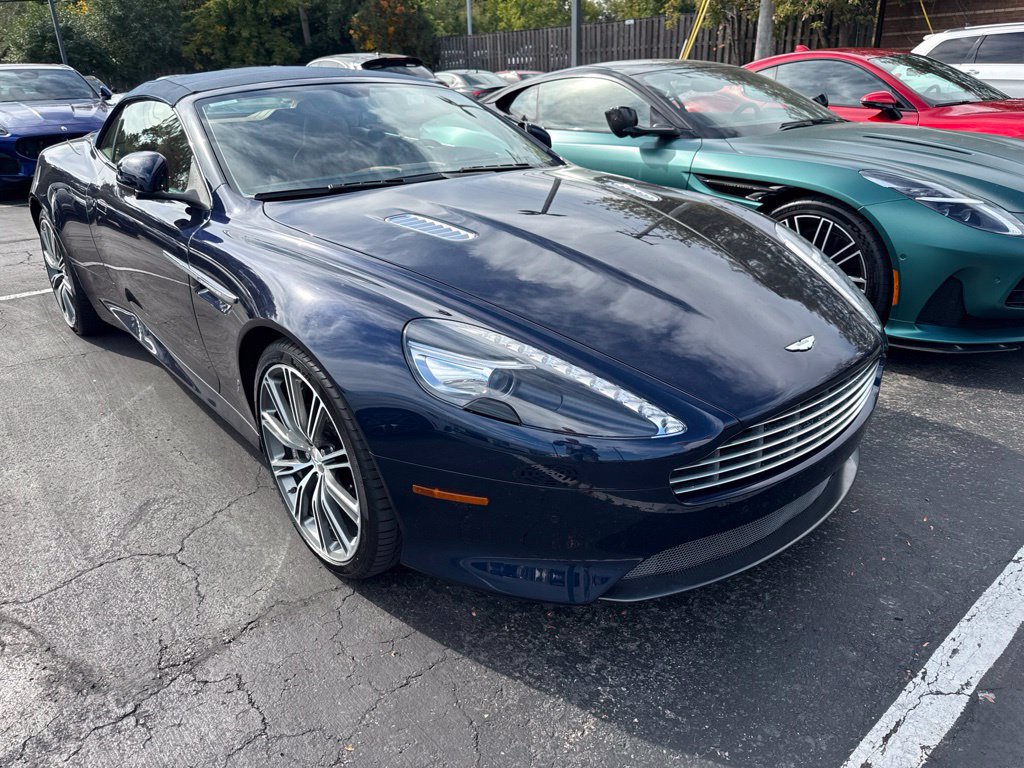 Used 2014 Aston Martin DB9 Volante RWD image 2