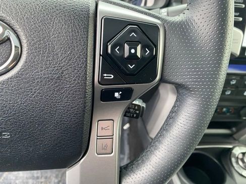 Used 2021 Toyota 4Runner Limited image 23