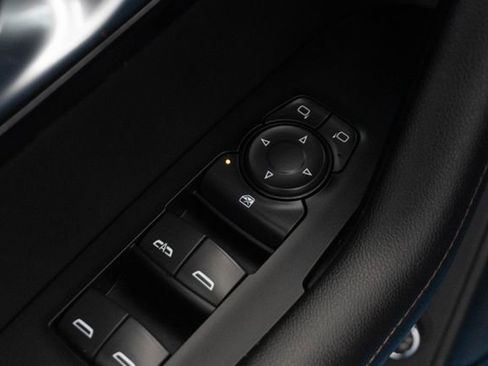 Used 2020 Chevrolet Blazer Premier FWD image 18
