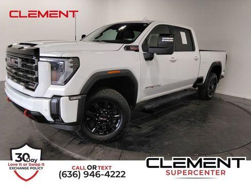 Used 2025 GMC Sierra 2500 AT4 image 1