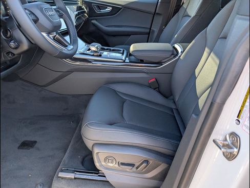 New 2026 Audi Q8 Premium Plus image 8